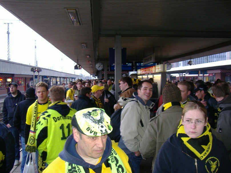 abseits/Bahnhof Dortmund.jpg